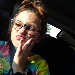 Meet your Posher, Layla